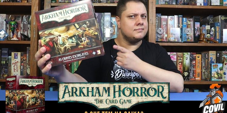 O Que tem na Caixa? Unboxing Arkham Horror – As Chaves Escarlates (Expansão de Investigador)