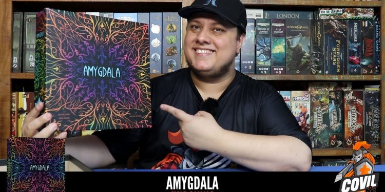 O que tem na Caixa? Unboxing Amygdala