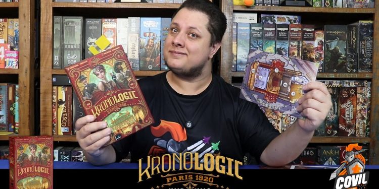 O que tem na Caixa? Unboxing Kronologic Paris 1920