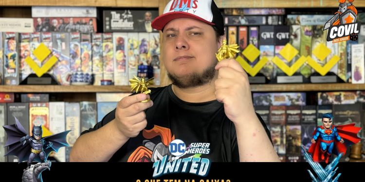 O que tem na Caixa? Unboxing DC Super Heroes United Promo Gold Batman & Superman